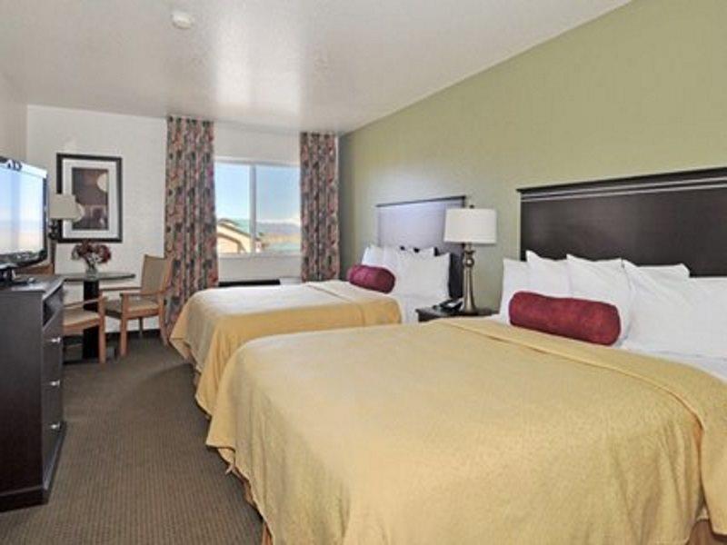 Quality Inn & Suites Denver International Airport מראה חיצוני תמונה